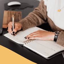 Career Clarity Journaling – Find Purpose and Direction in Work Life